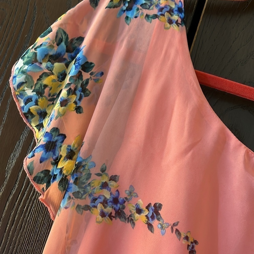 City Triangle dress. Size Small. - Picture 10 of 10